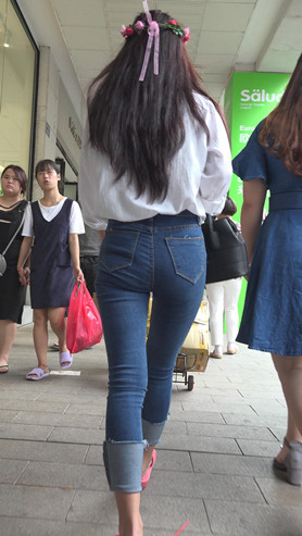11199qg2n23ma054.jpg