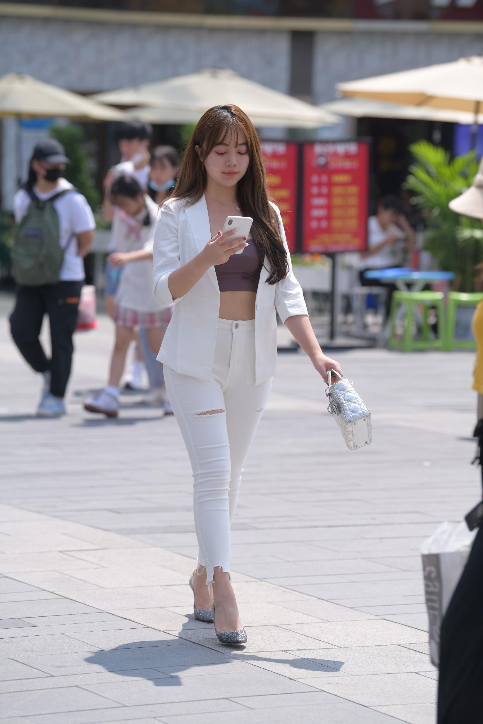 2019-00rrw5tkw50.jpg