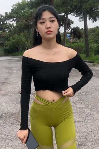 32286fanls5hba0p.jpg