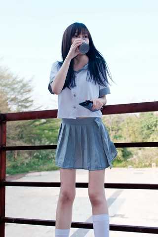 10053laqnz4sftsp.jpg