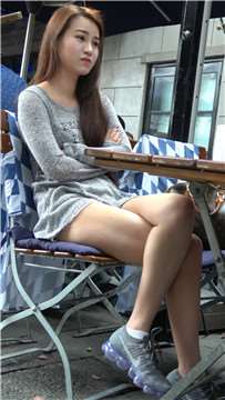 12077jsuhqes5hv1.jpg