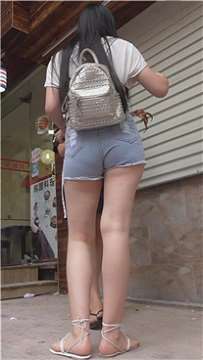 5586p33dfi4eyws.jpg