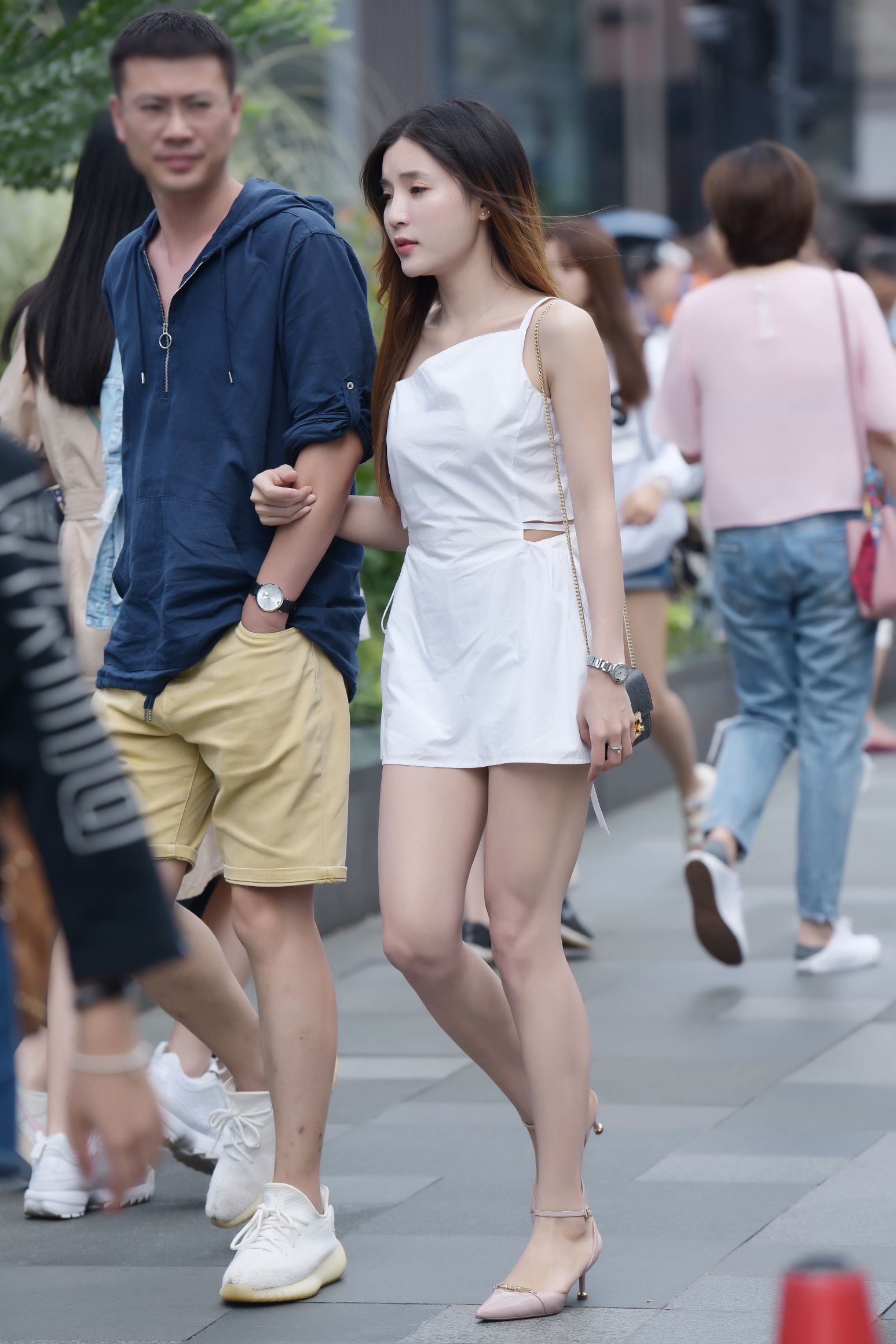 5921-bom4s1kyico.jpg