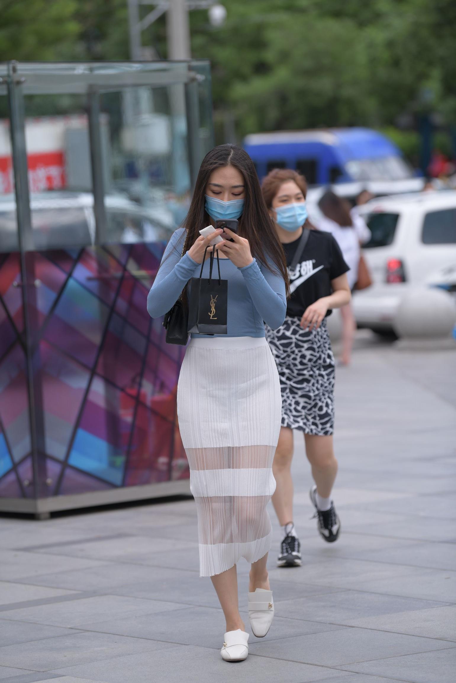 7215-5eaklou3i3g.jpg