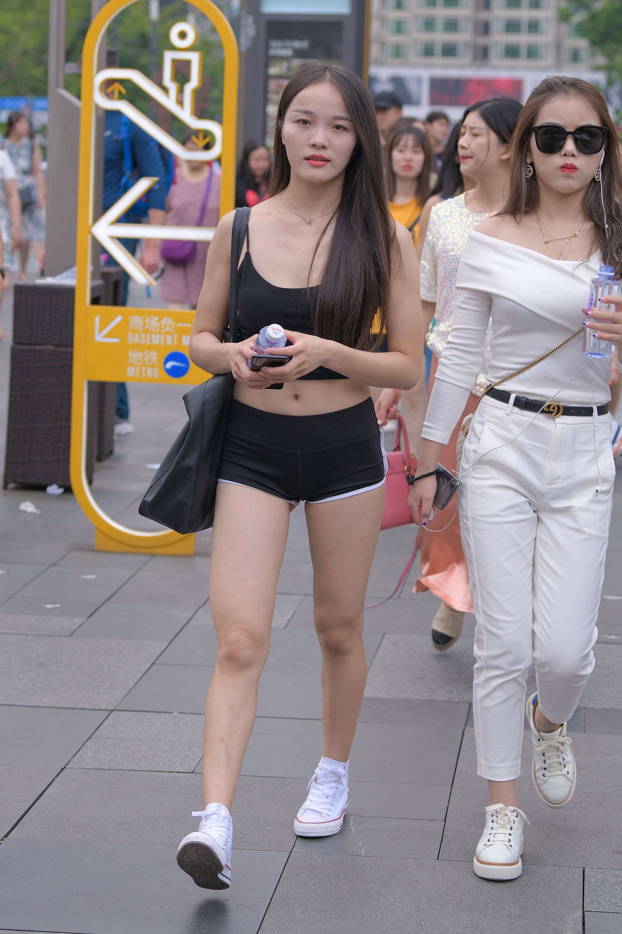 38890h5d5v4vzkye.jpg