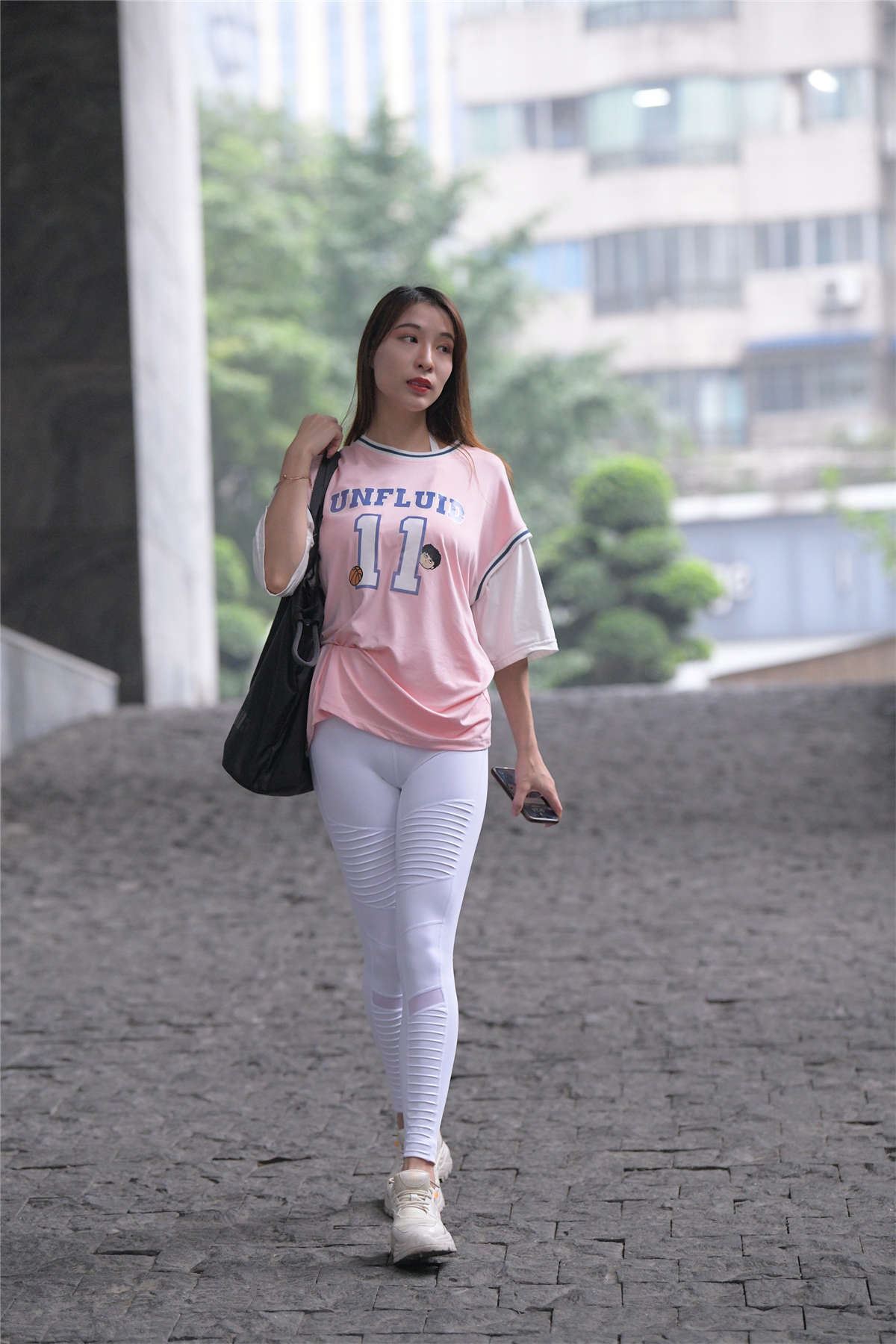 72968-tbesi1sr2em.jpg