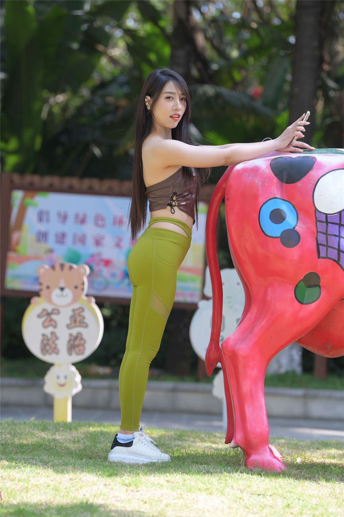 80814-tbrrn1fk211.jpg