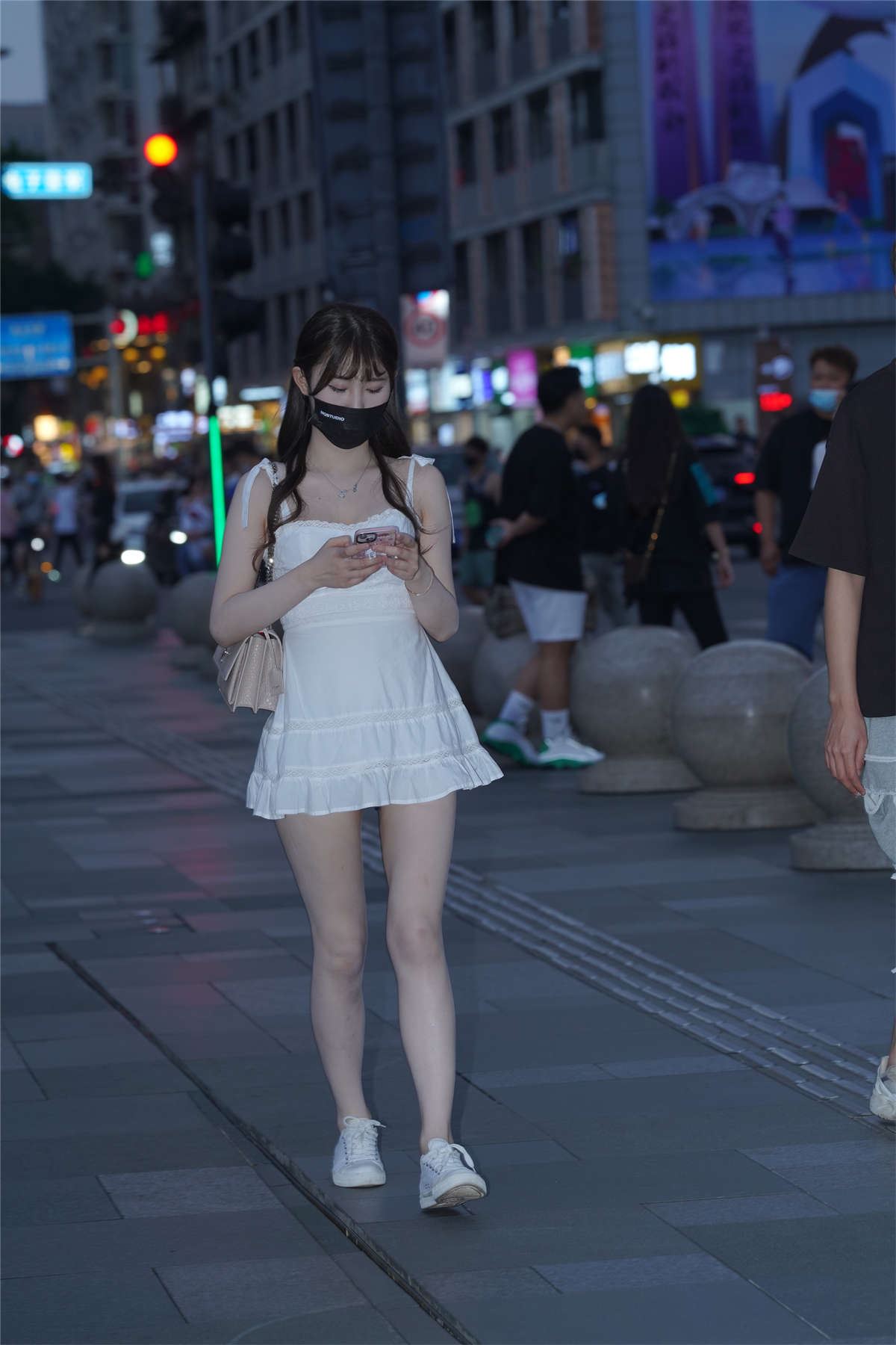 99899-uiccdz23q4g.jpg