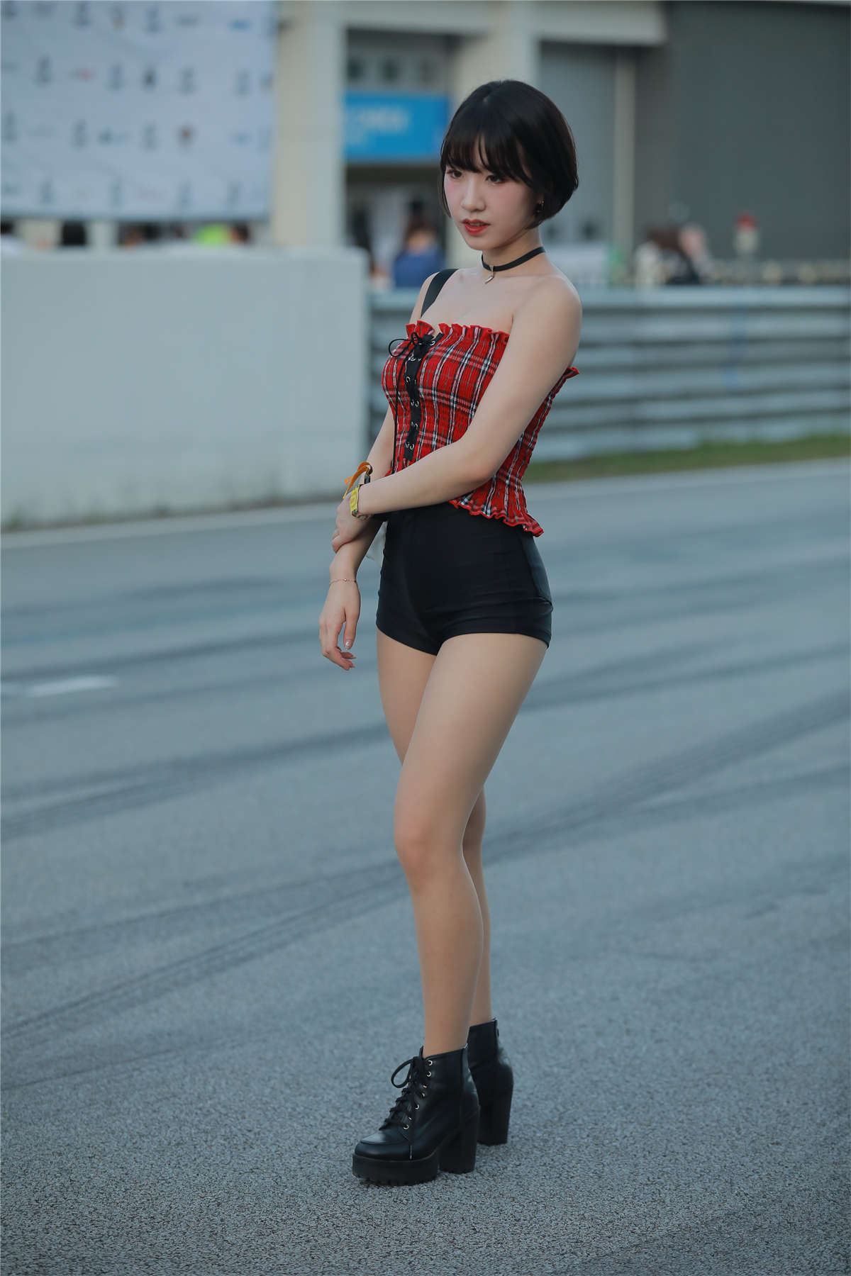 99905-xggltvycplq.jpg