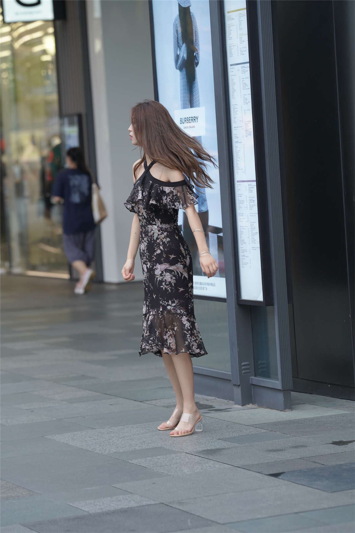 98835-oxntzl52emj.jpg