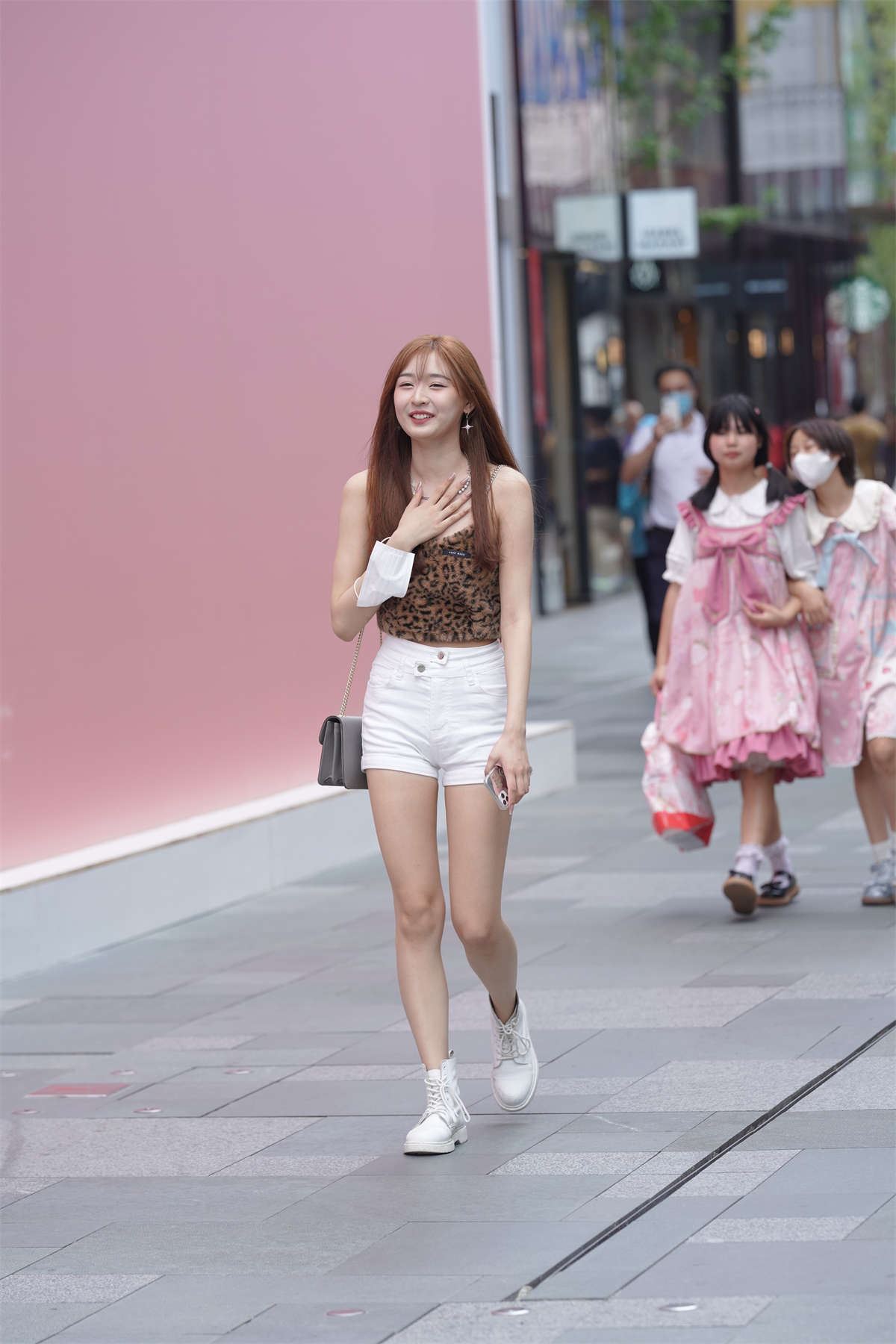 97748-gvk1rp1d3y2.jpg