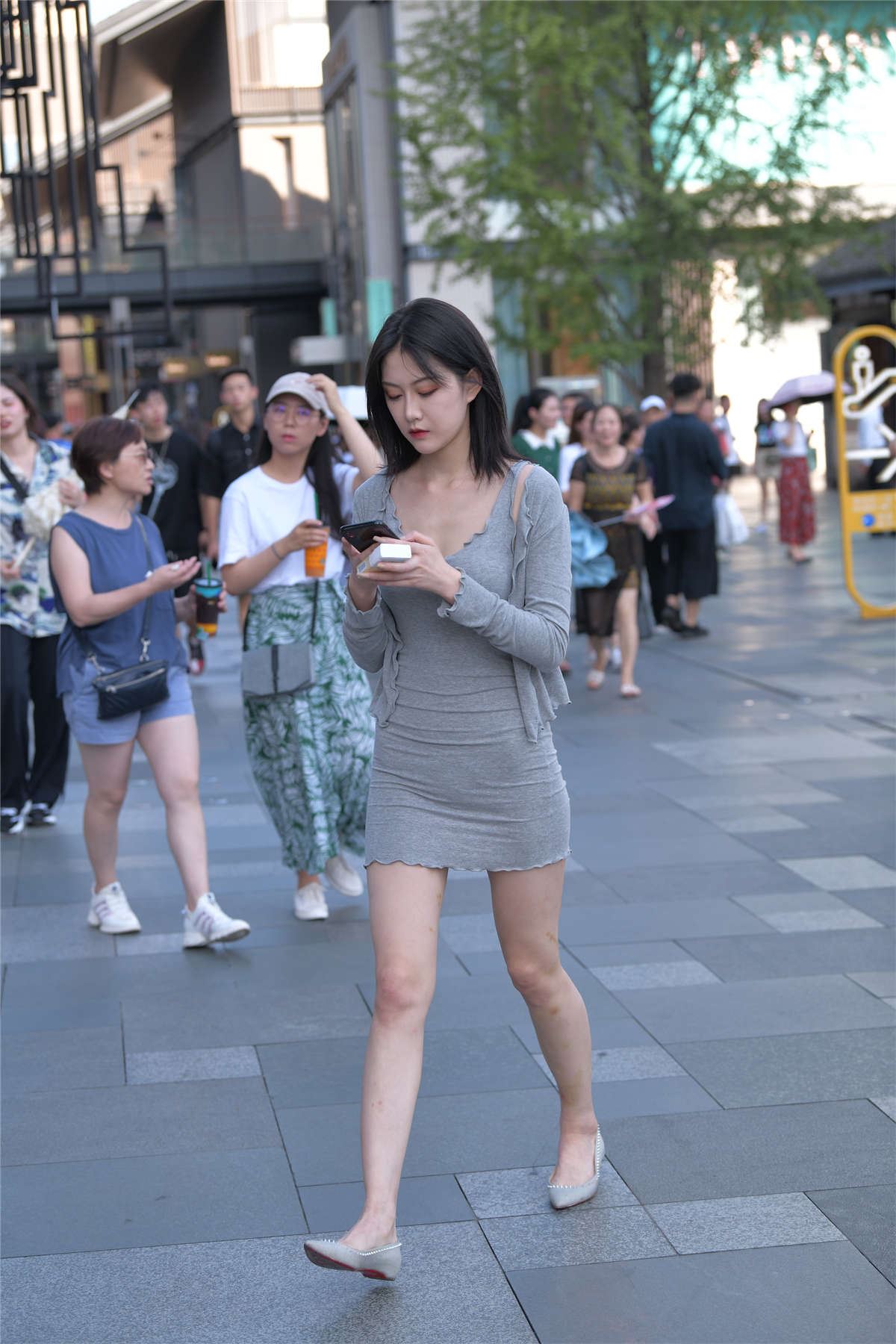 73374-dhowahomhzu.jpg
