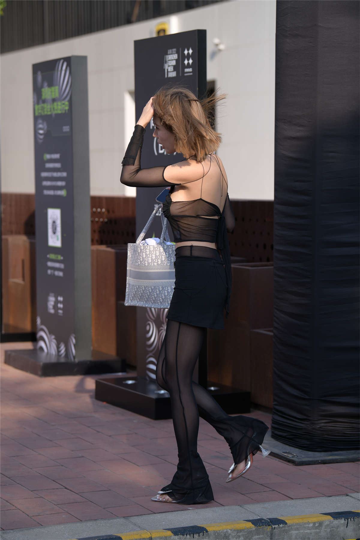 107183-q3e2z1gl30p.jpg