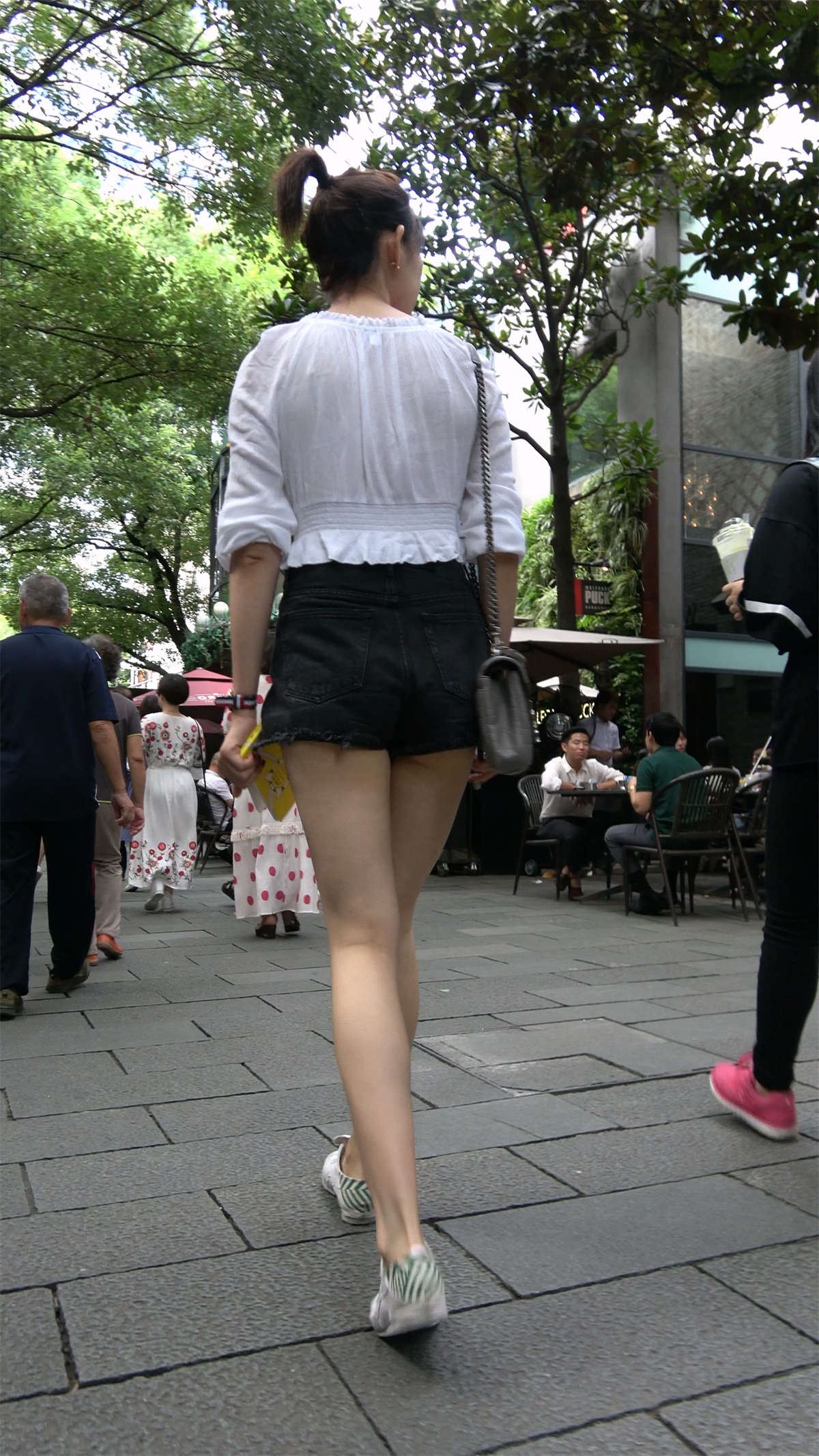 86106-xx3sf1iedx3.jpg