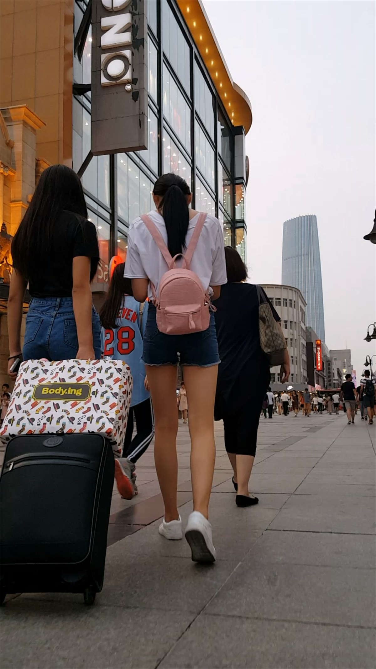 95125-mhr5reu2w54.jpg