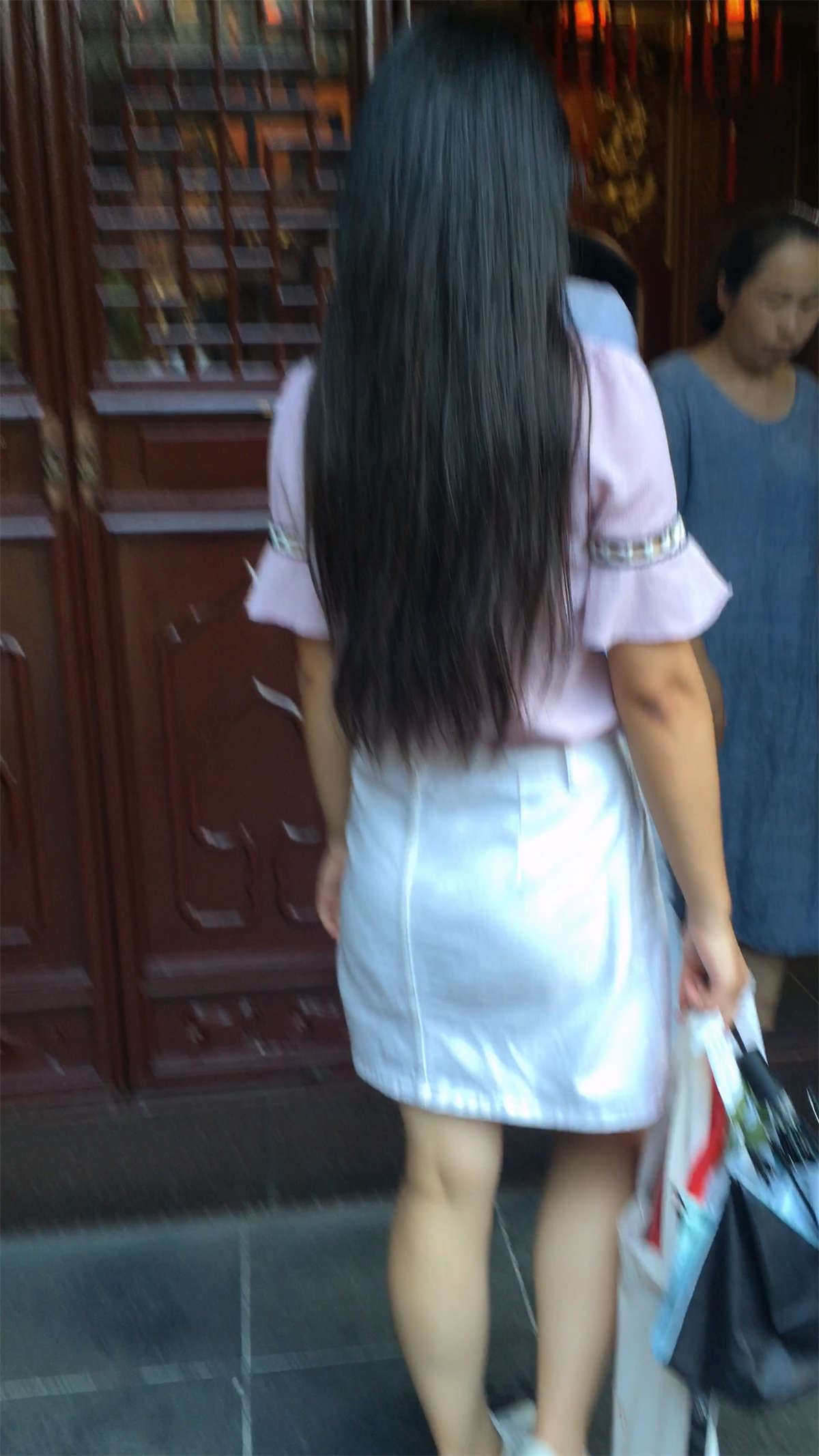 82121-wkku4t0iy51.jpg