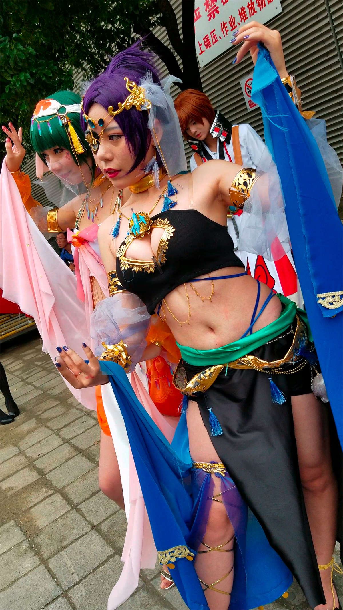 81136-vpkvsvi14dj.jpg