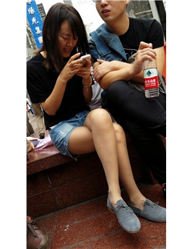 1829004qxf122lrf.jpg