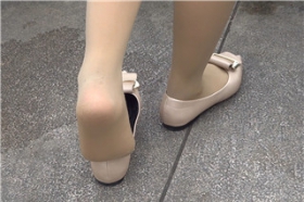 16372q13sdbwcalv.jpg