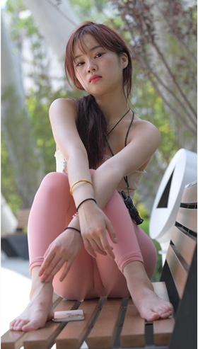 20225sl1n12yl3n3.jpg
