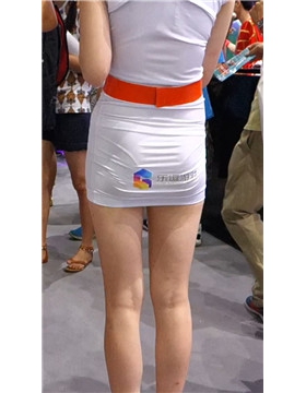 1556711l2f3hx203.jpg