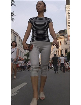 14186km2ft52b5wh.jpg