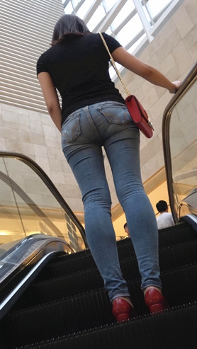 425udf53clzaeo.jpg