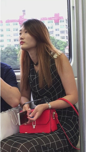 12798n4sxu45eie3.jpg