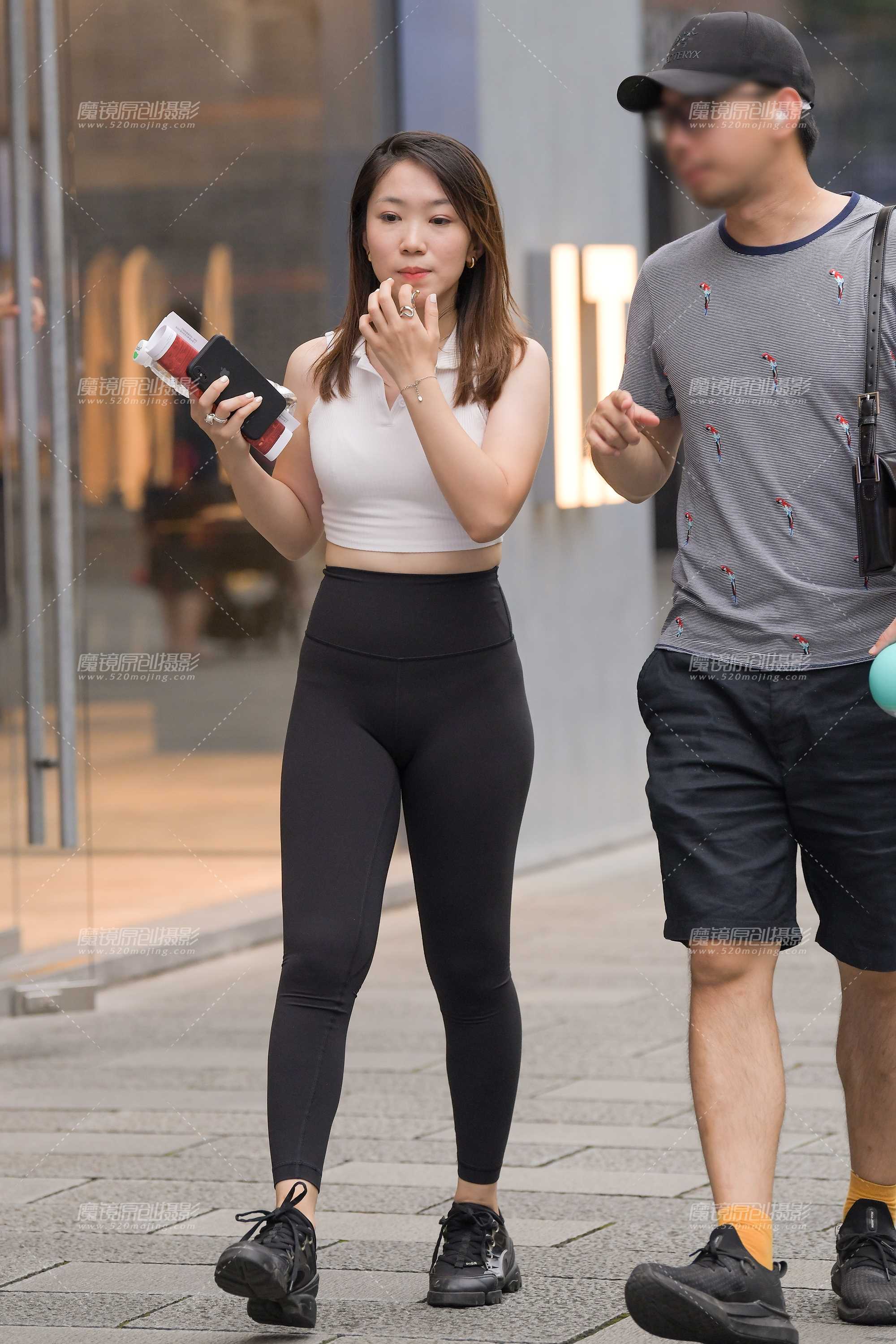46667-h3iuk0vswey.jpg