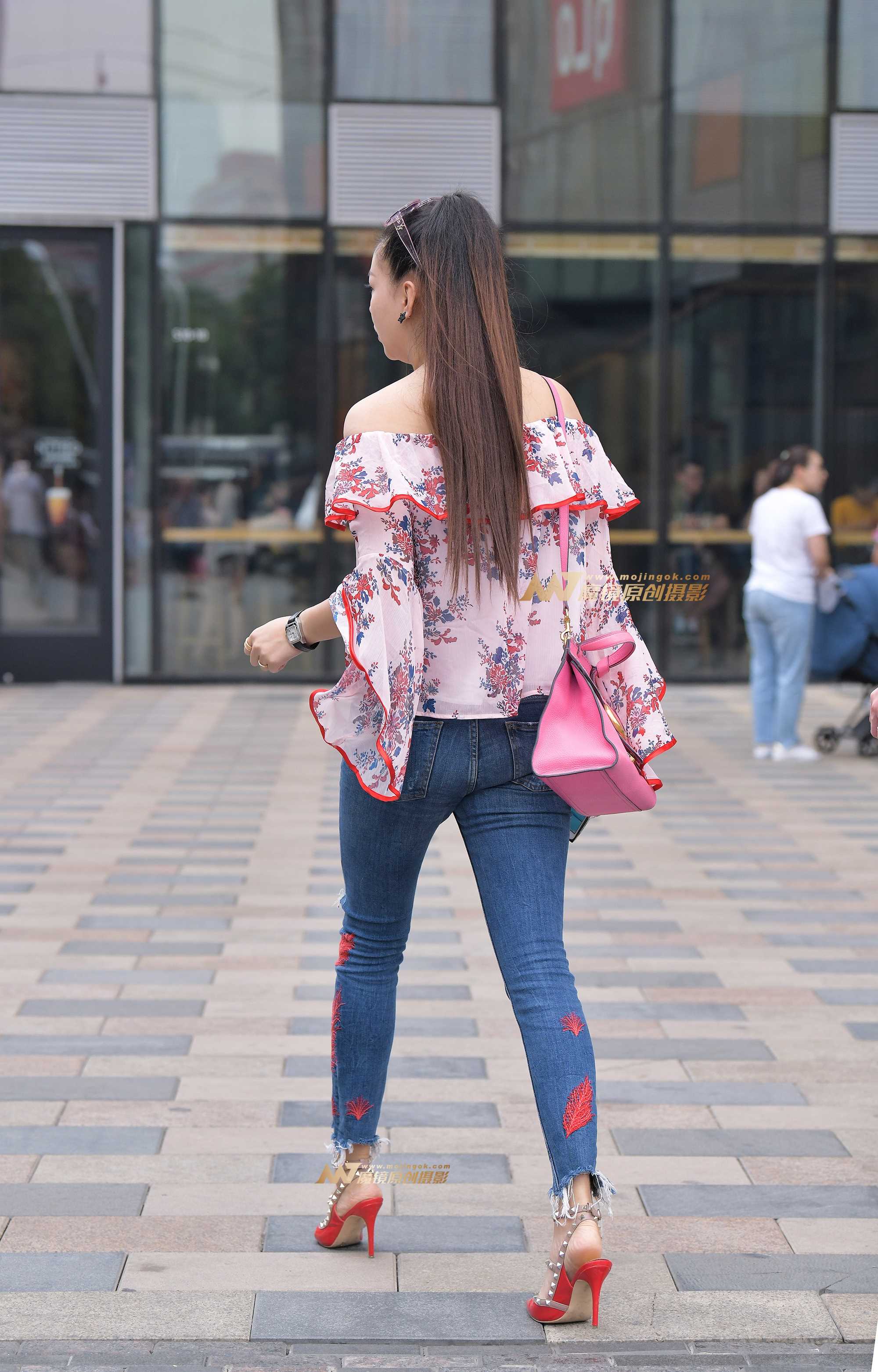24796-r440kmd4a5o.jpg