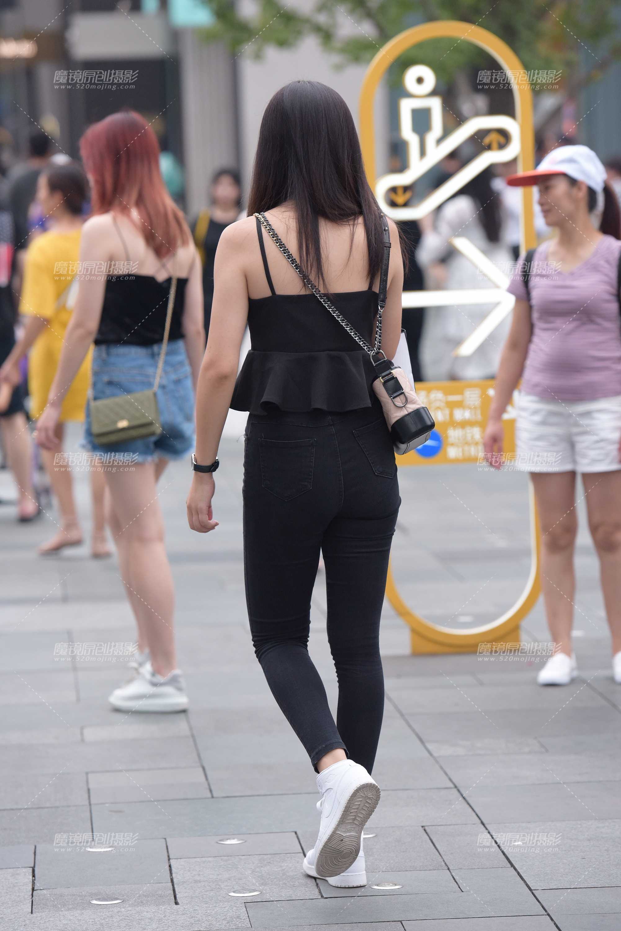 35560-mok54nr4sud.jpg