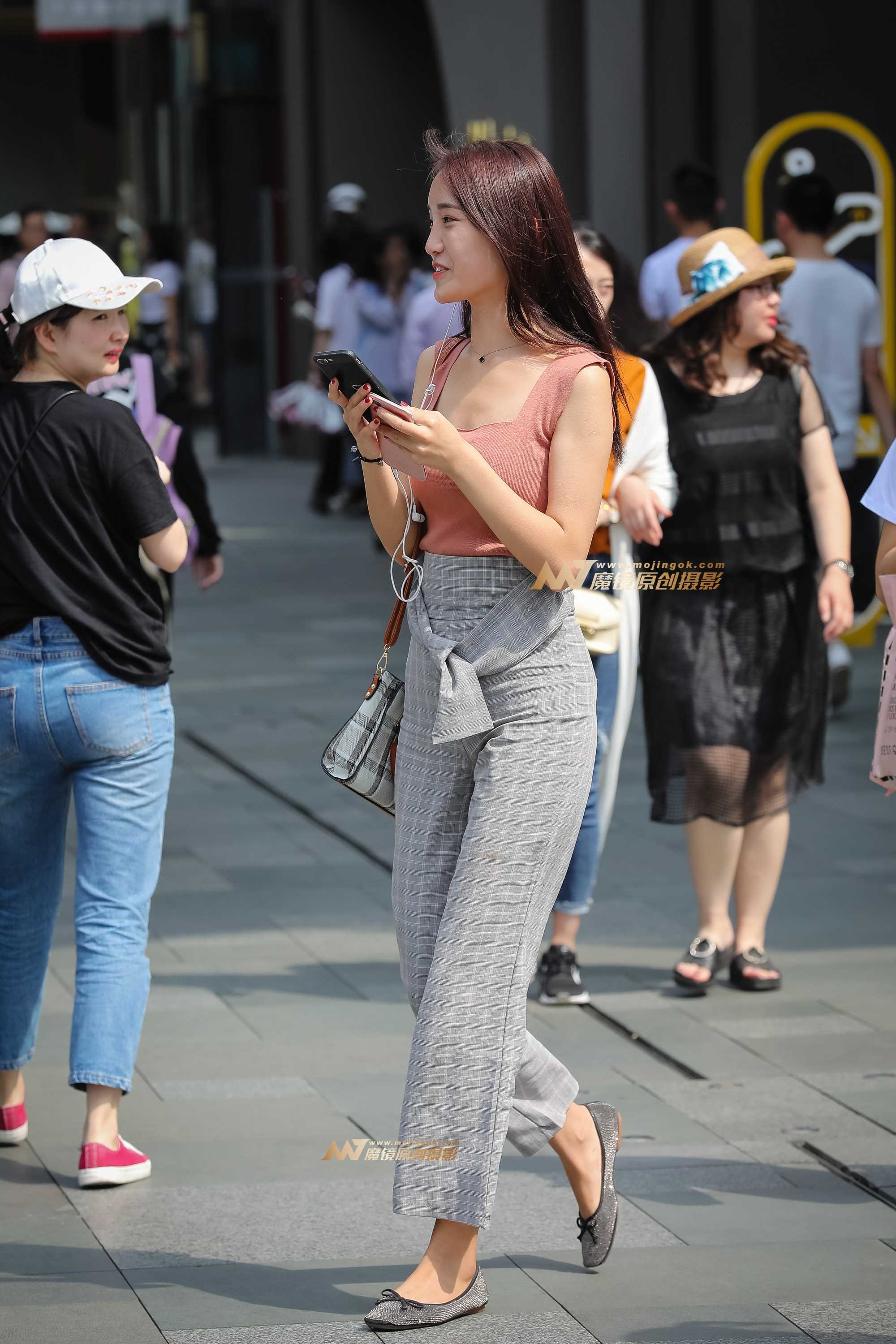 23004-e0mqdozix4e.jpg