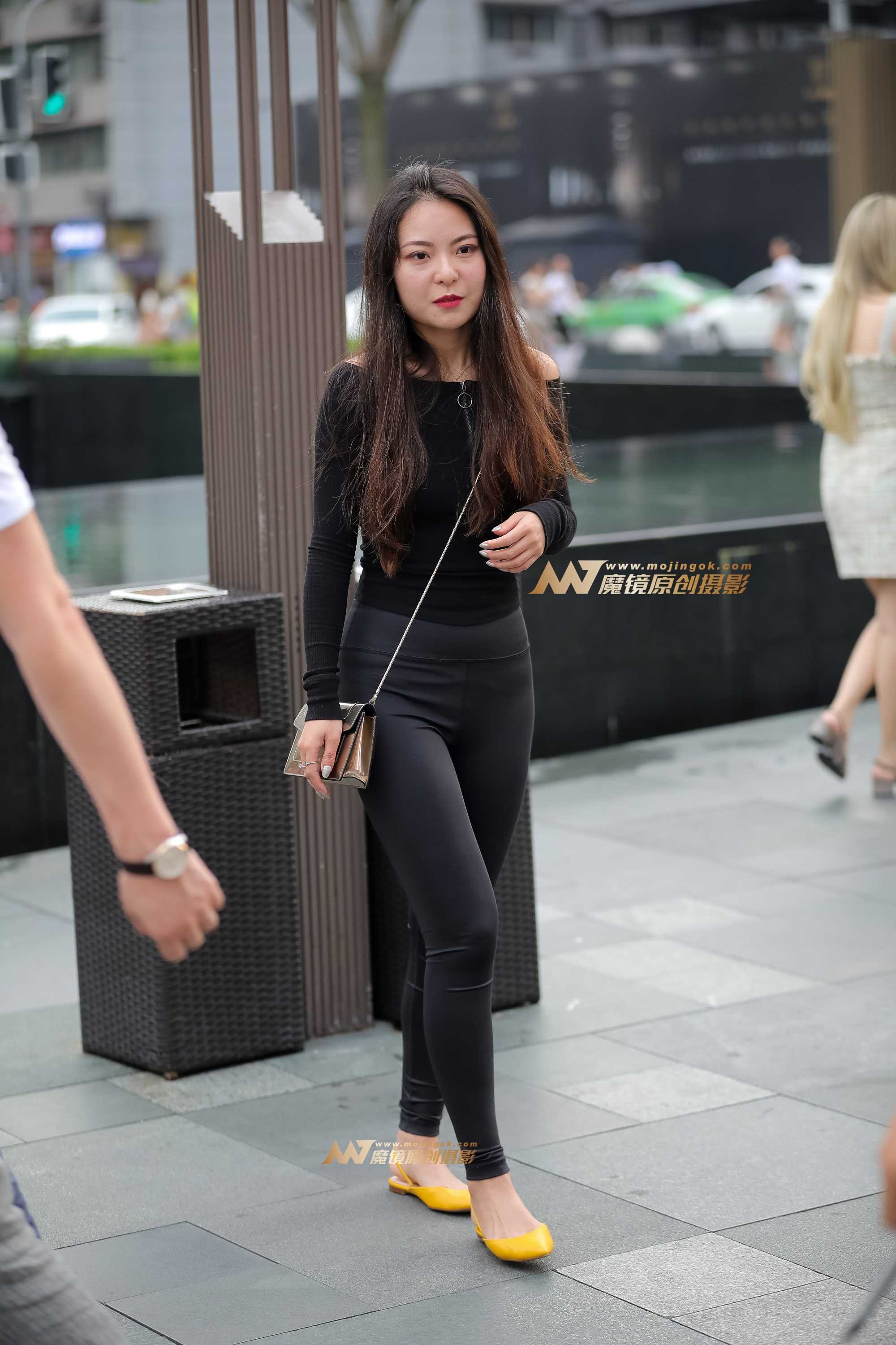 24773-iw0uqc05loy.jpg