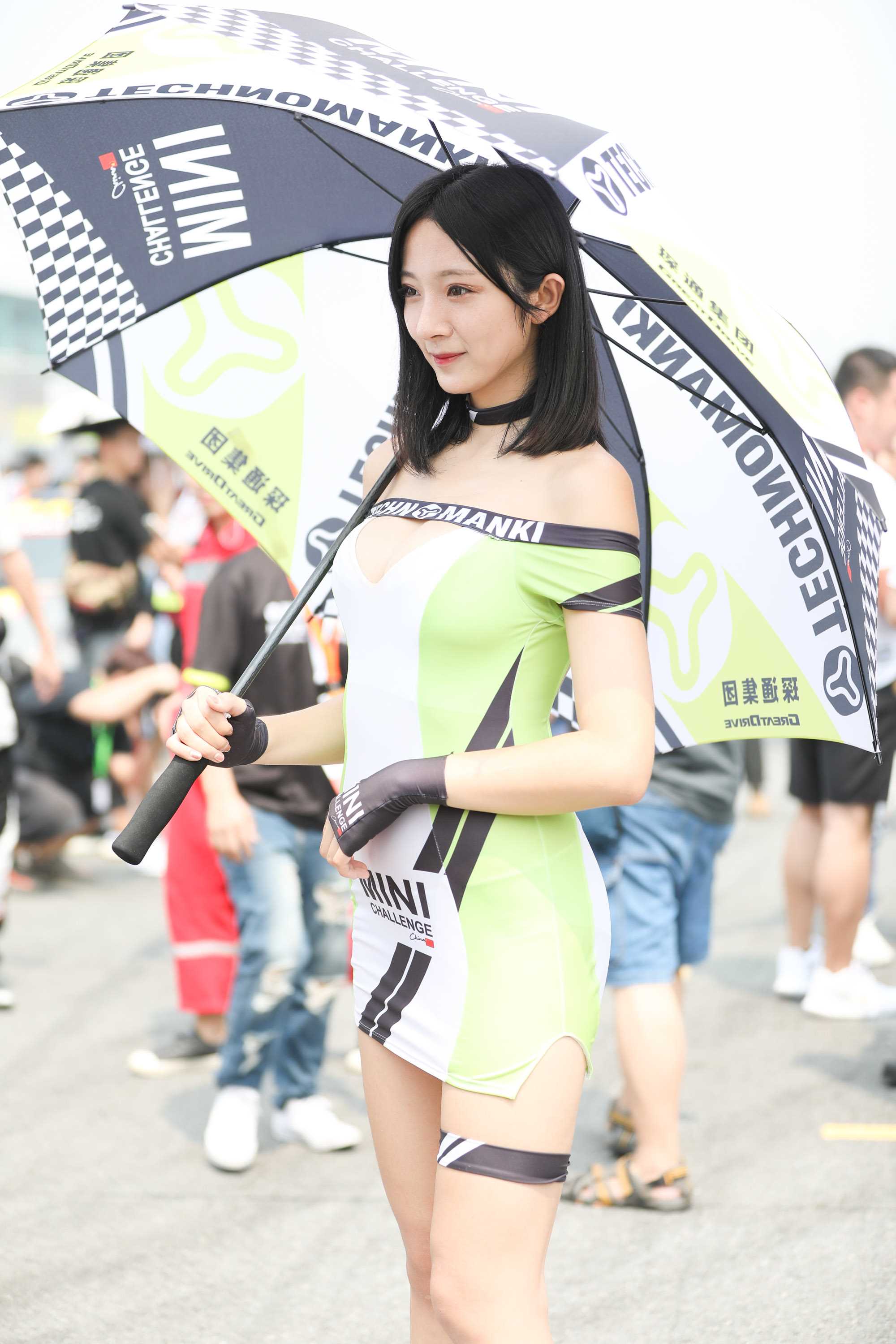 23938-5yi30p40w2r.jpg