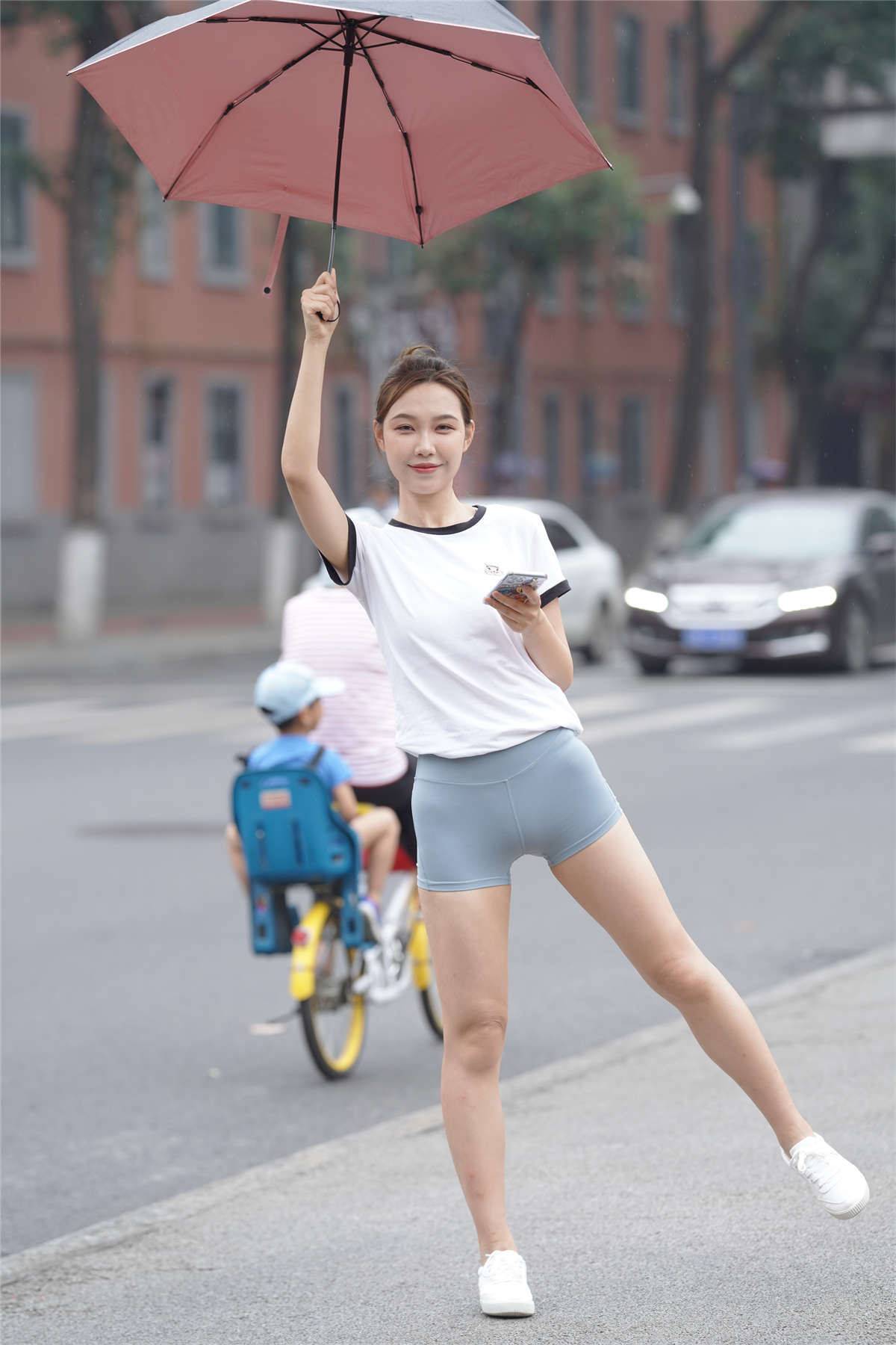 ux12br2ujr1.webp