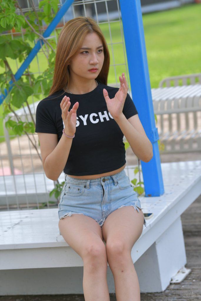 5zvg5k5mcot.jpg