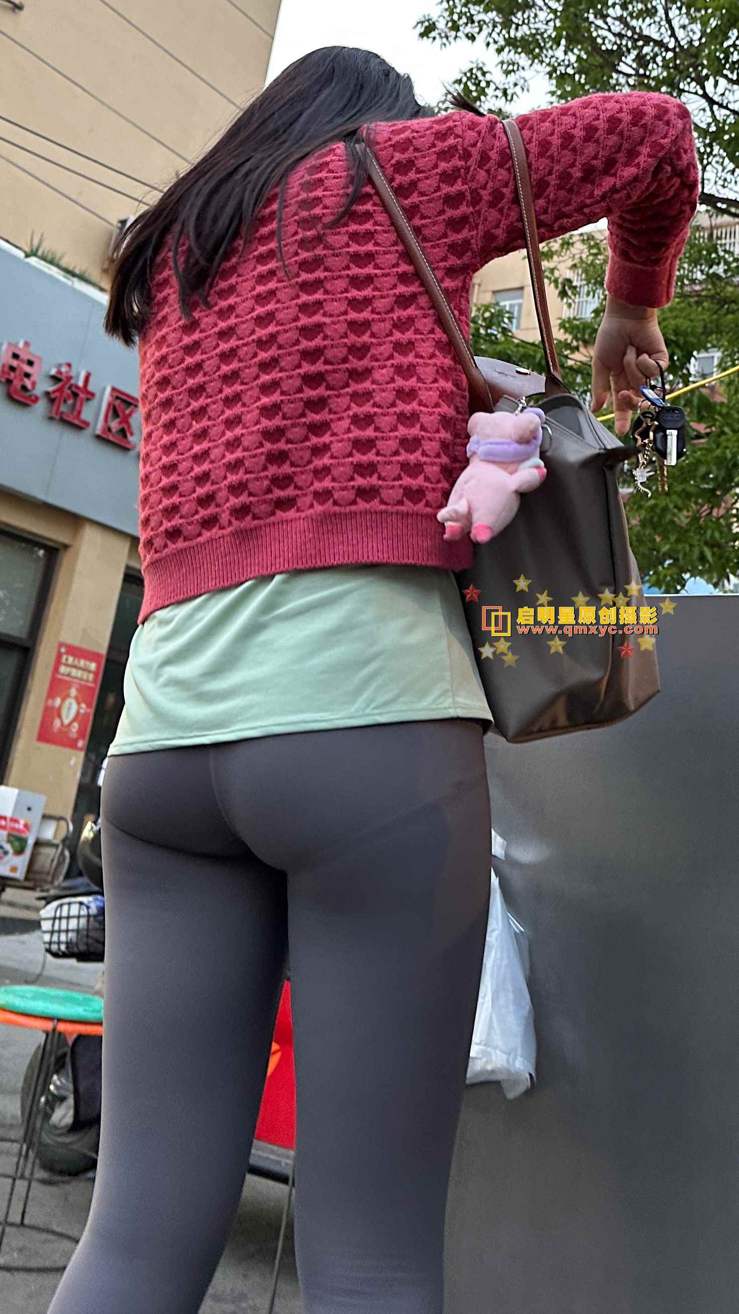 467503-jlbea3xefb5.jpg
