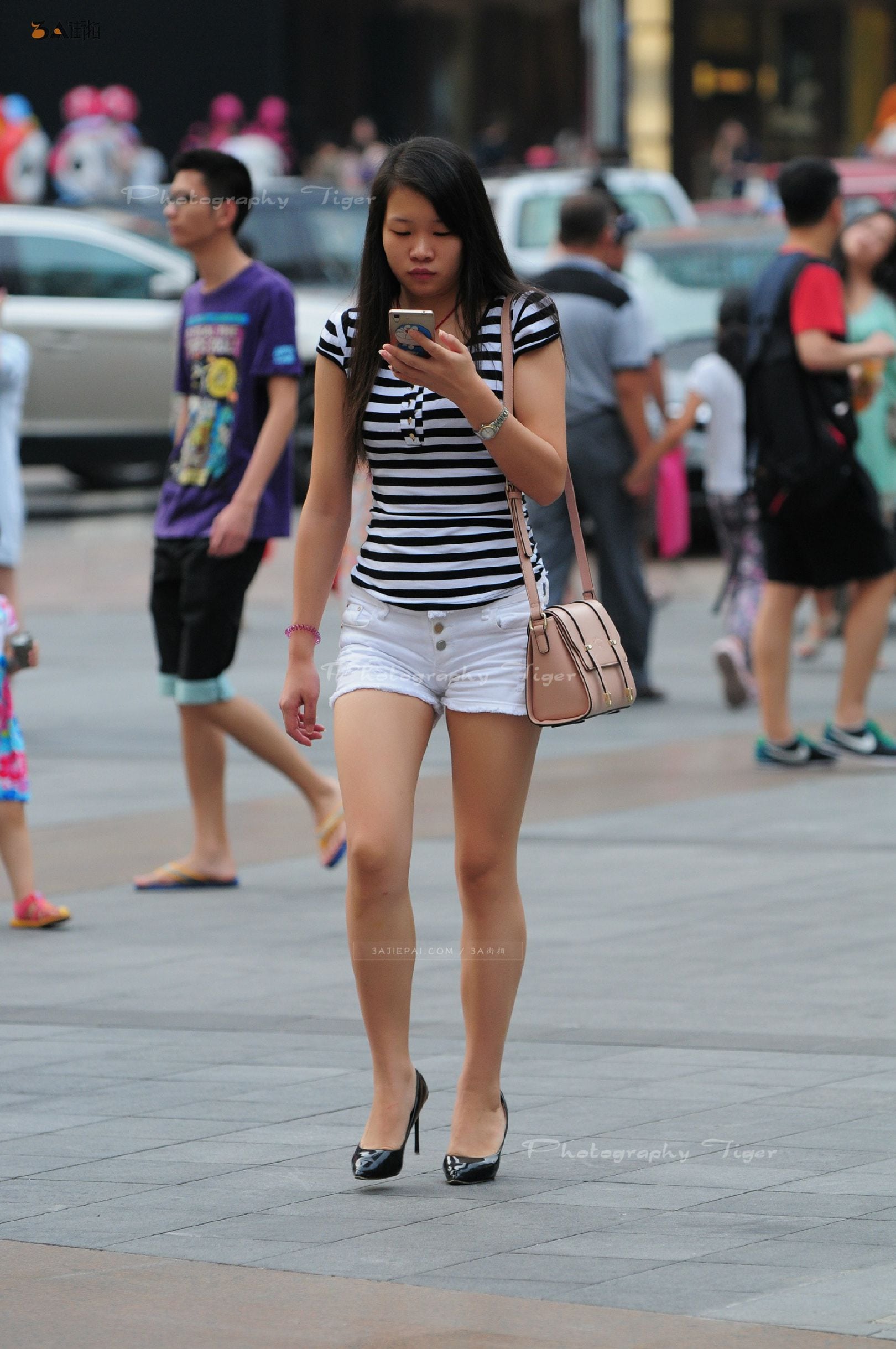 174875-2c4gcplw1yb.jpg
