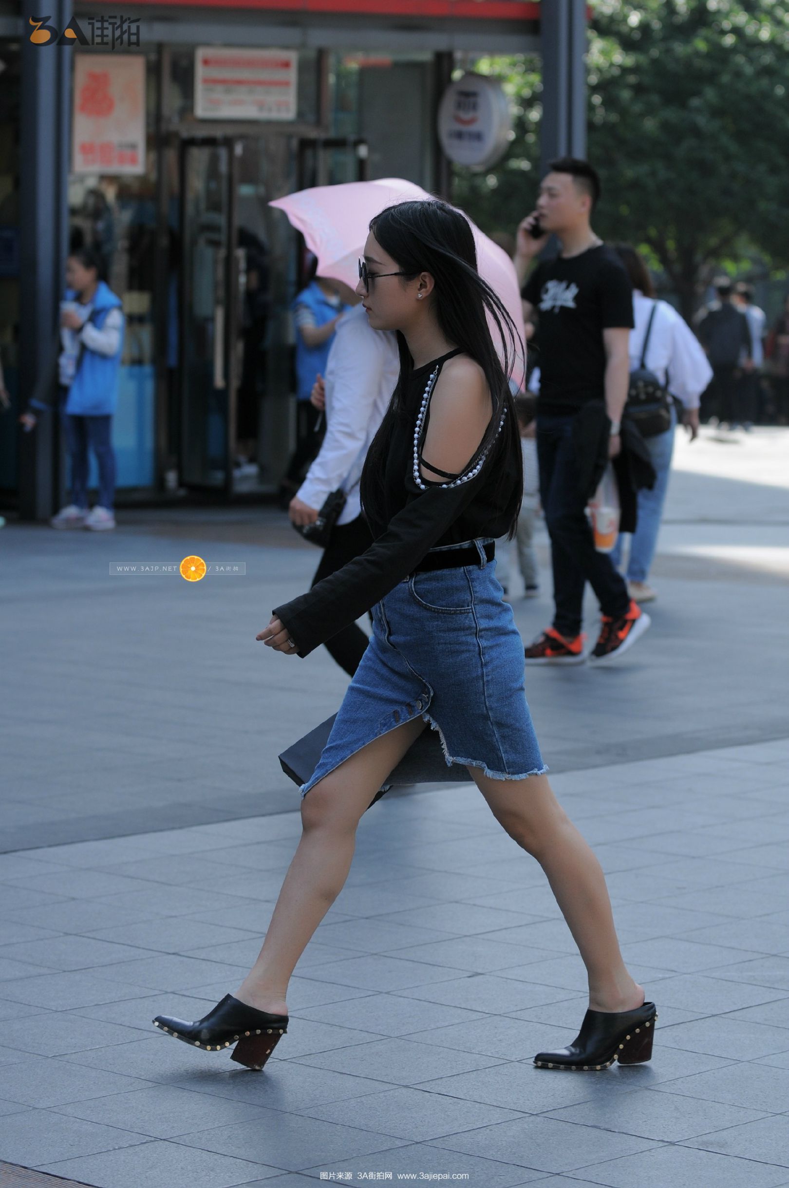 179733-sakqpmrg02a.jpg