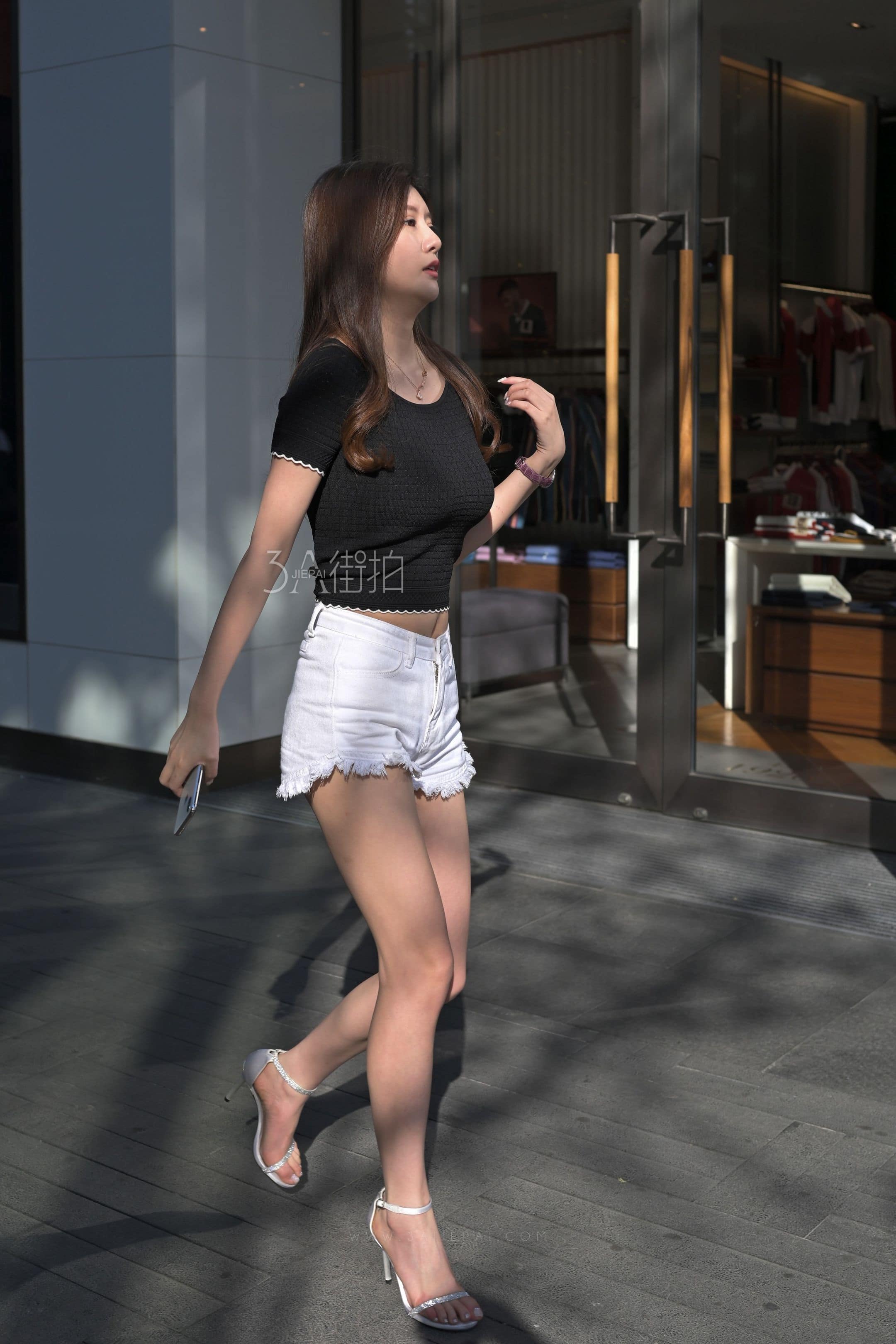 212319-wdryyq5onrk.jpg