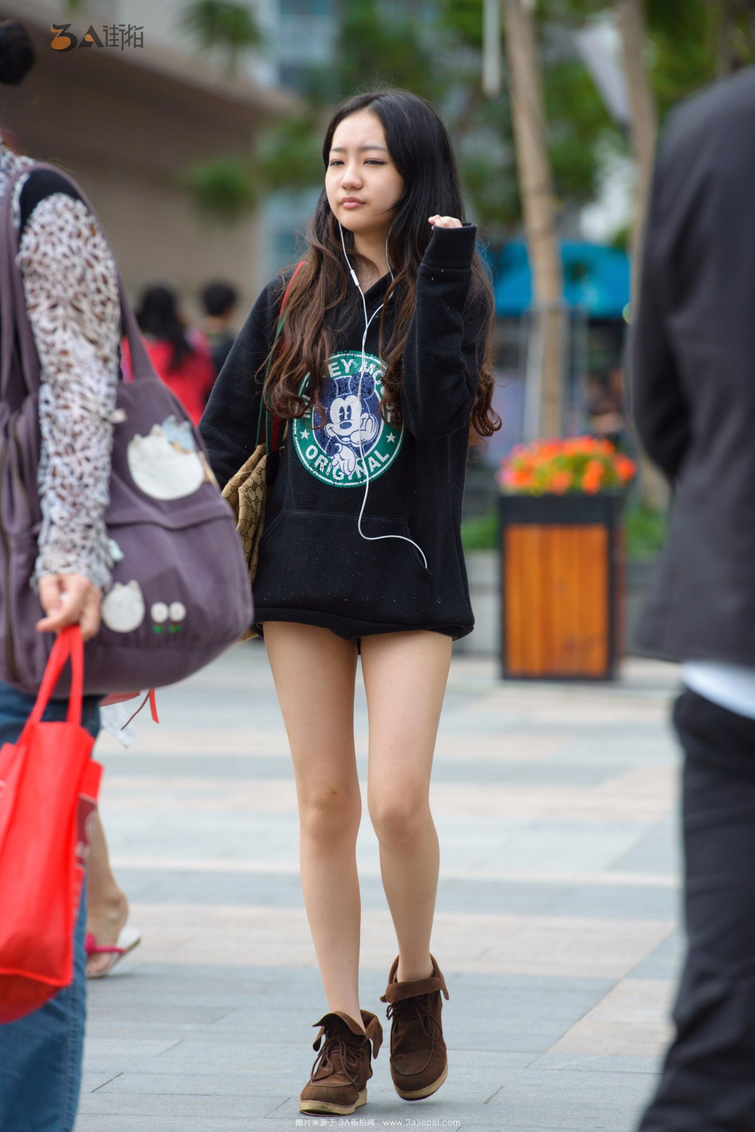 158911-lem1edzjv2p.jpg