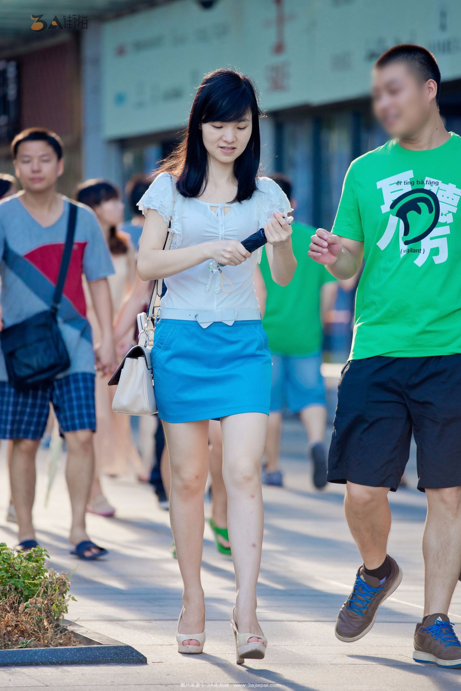 161130-mx1h0j41l3s.jpg