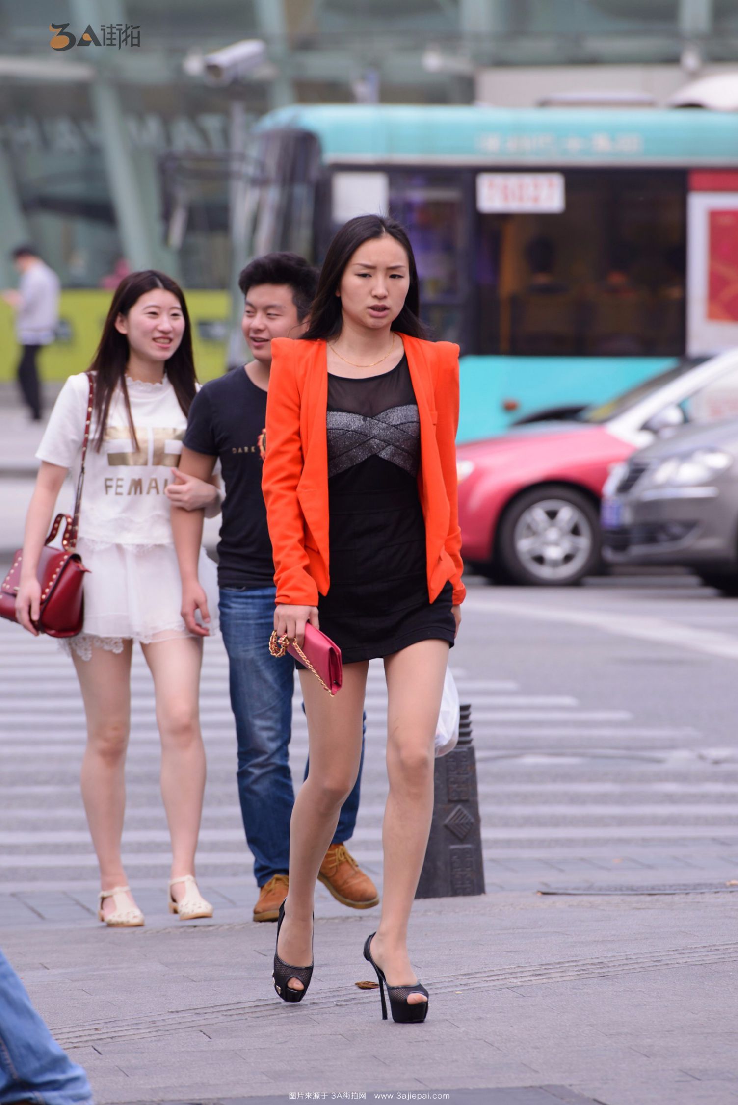 165513-hkf4uppbphx.jpg