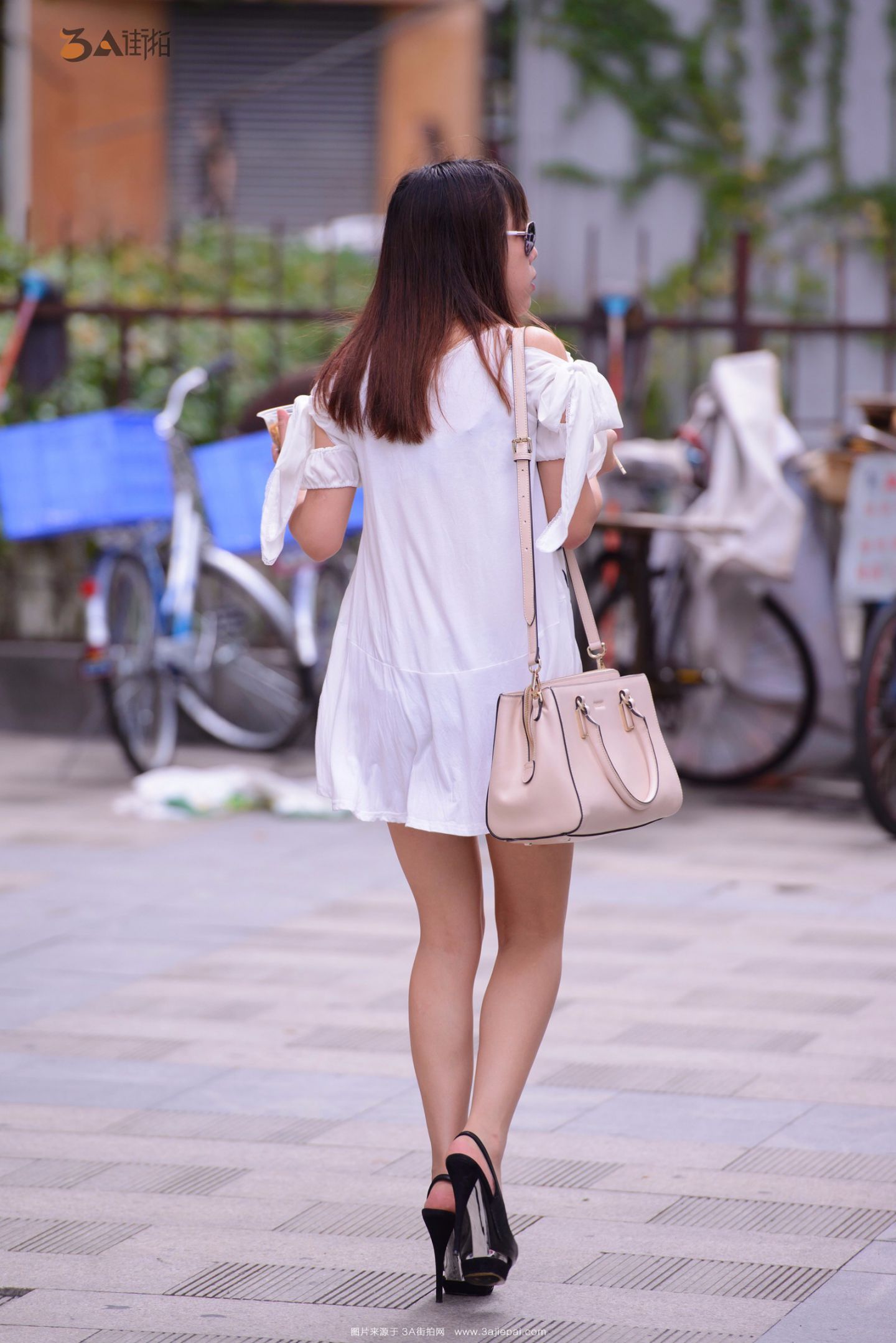 168901-ei02aqkd450.jpg