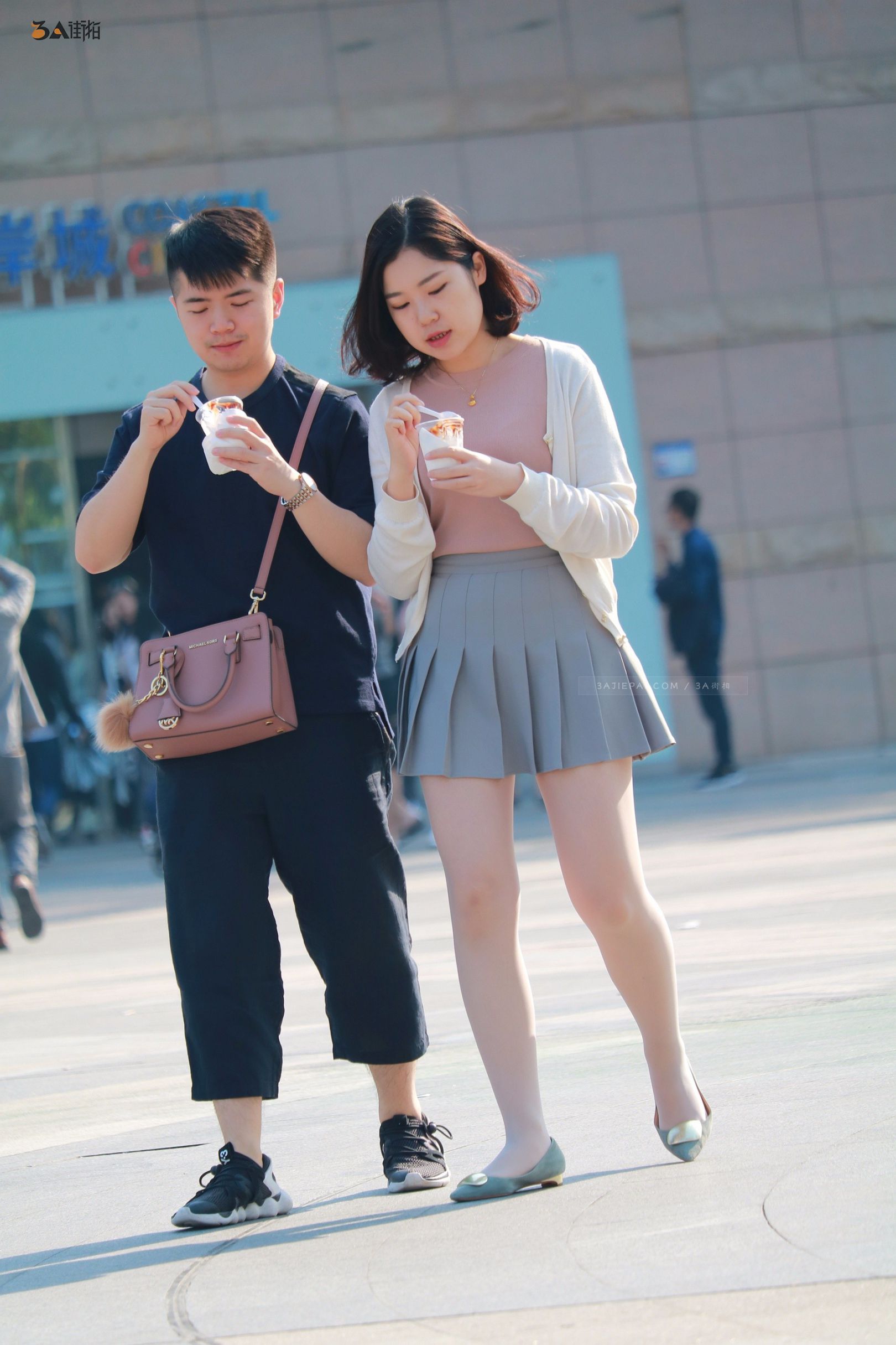 174288-cr4cd51uj2v.jpg