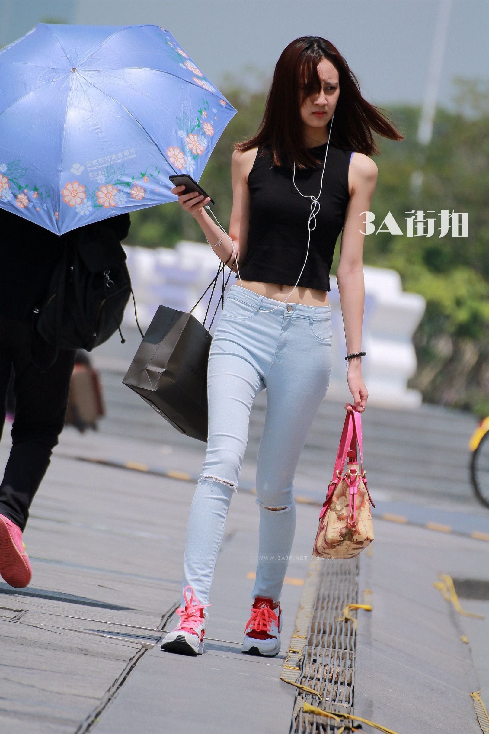 176962-y5m42lh5nof.jpg