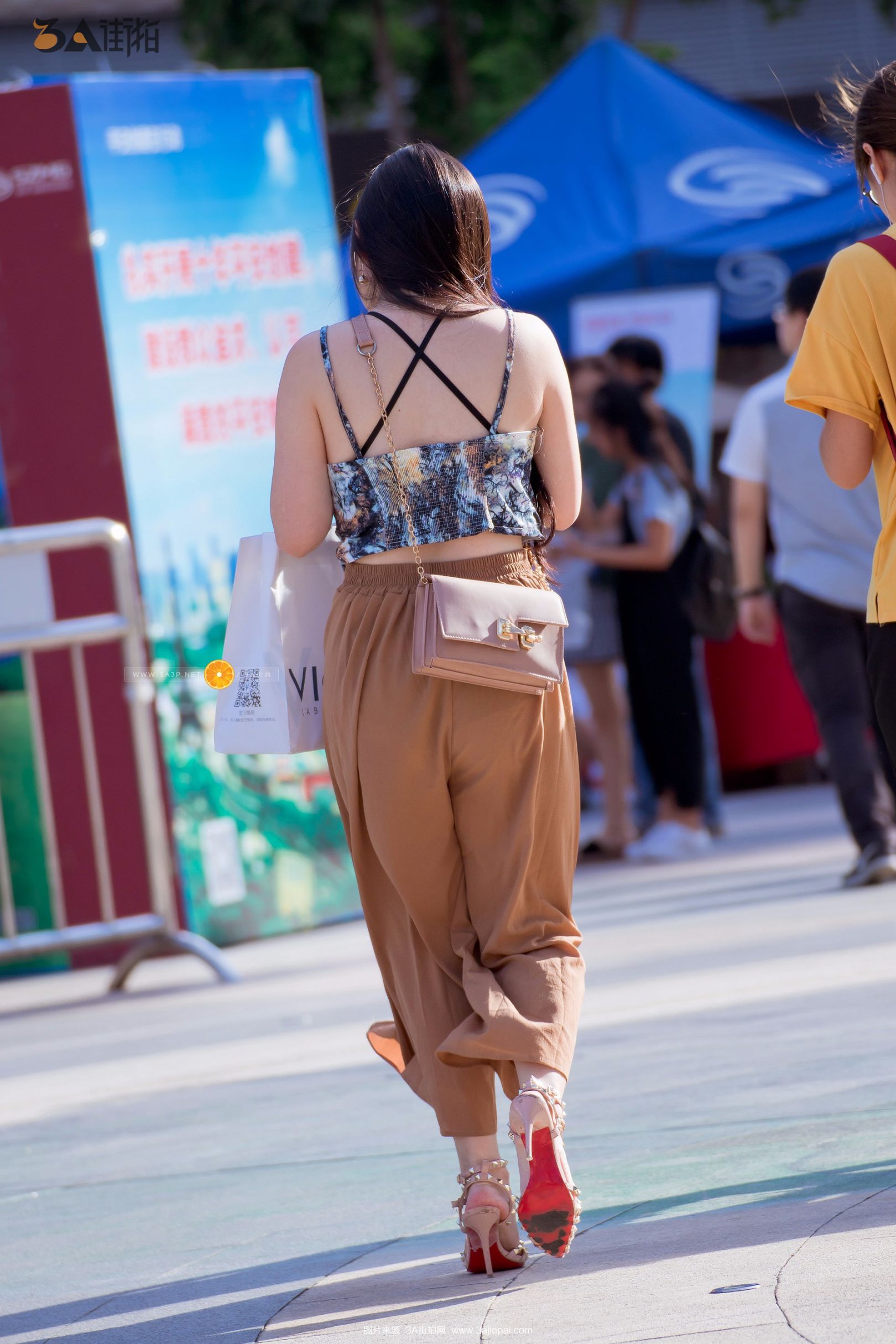 180600-zga3nfglp0a.jpg