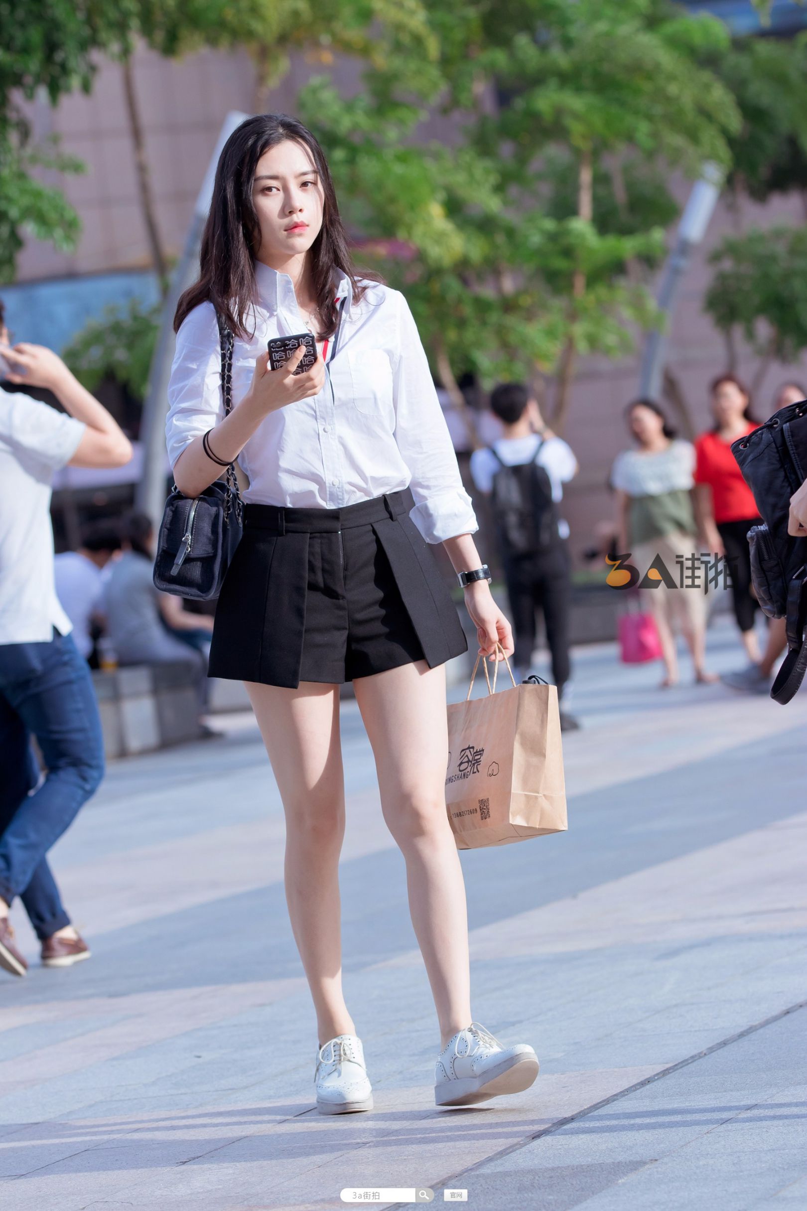 182222-phxzsit4dfo.jpg