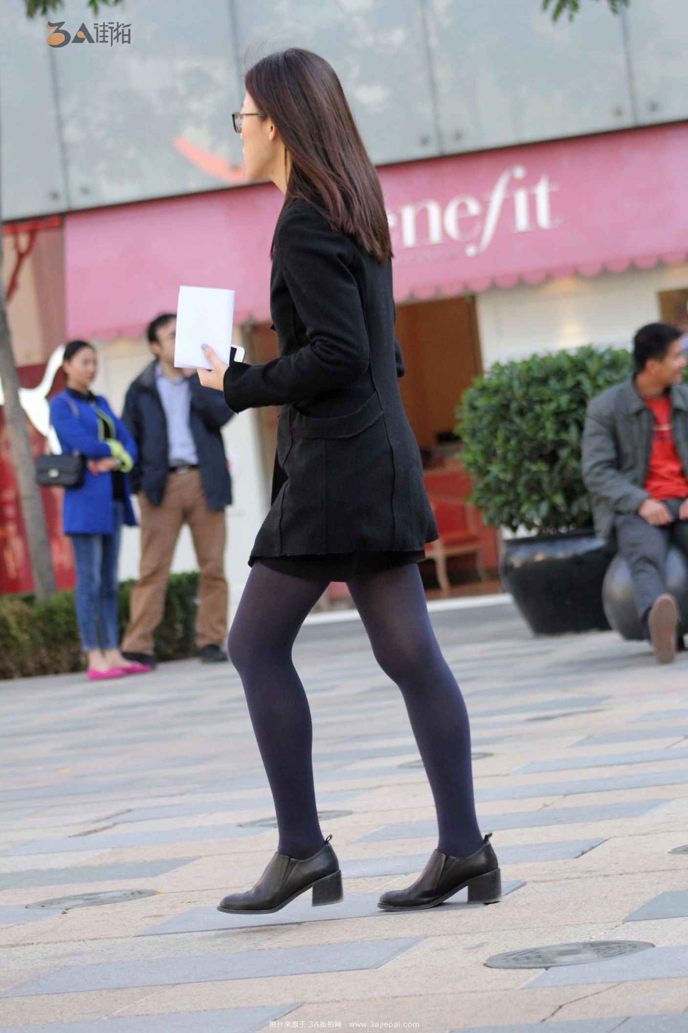 167772-biaamhr1g3q.jpg
