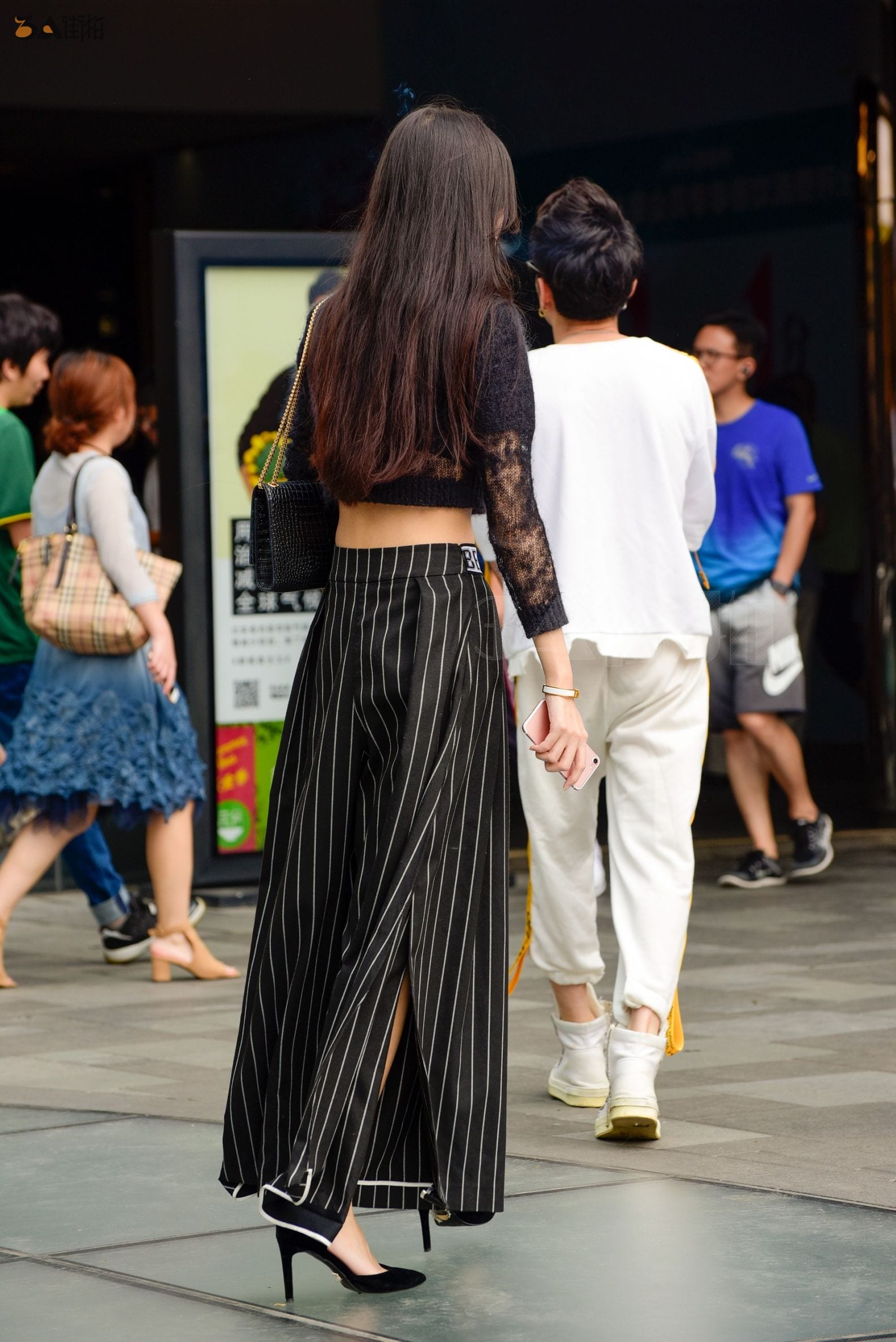 207353-cdz0qvs0uwf.jpg